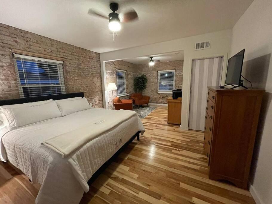 One-Bedroom Apartment interior